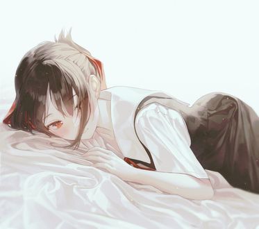 Обои на рабочий стол Kaguya Shinomiya / Кагуя Синомия из аниме Kaguya-sama wa Kokurasetai: Tensai-tachi no Renai Zunousen / Госпожа Кагуя: в любви как на войне