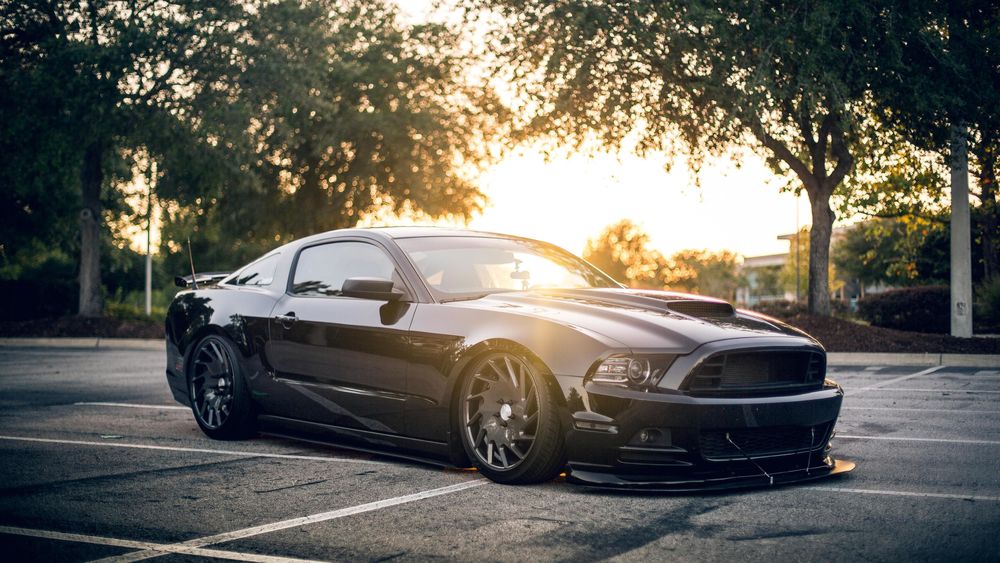 Обои для рабочего стола Черный Ford Mustang освещенный солнечными лучами, by Lance Asper