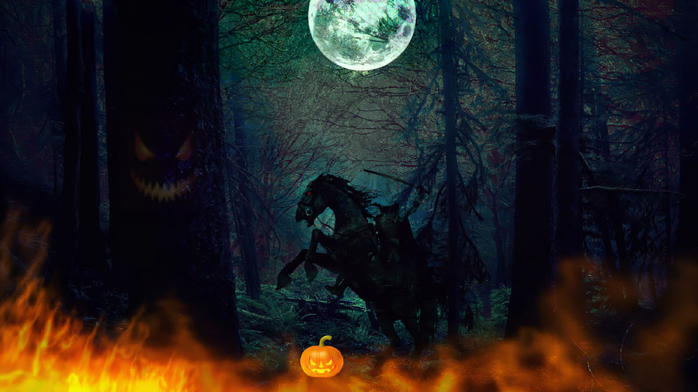 Обои для рабочего стола Всадник без головы на лошади в ночном лесу в канун Хэллоуина, by KosmicAC