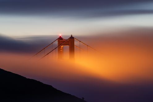 Обои на рабочий стол Мост - Golden Gate / золотые ворота в тумане, фотографTom Post