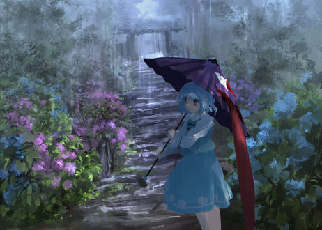 Обои на рабочий стол Tatara Kogasa / Татара Когаса с волшебным зонтом из аниме Touhou / Тоху стоит под дождем в саду на лестнице ведущей к вратам тории