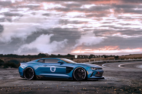 Обои на рабочий стол Синий Chevrolet Camaro стоит на обочине, by Rain Prisk