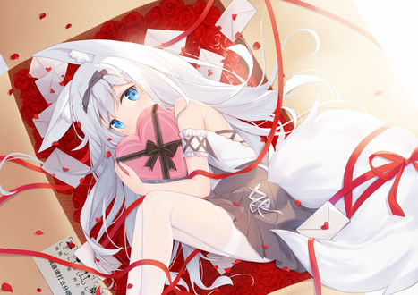 Обои на рабочий стол Смущенная fox girl перевязанная красными ленточками лежит в коробке с розами и любовными письмами, держа в руках коробку конфет в форме сердечка, by Fufumi