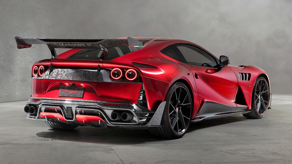 Обои для рабочего стола Красный спортивный суперкар Mansory Stalloe, модель 2018 года