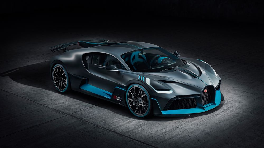 Обои для рабочего стола Черный спортивный суперкар Bugatti Divo