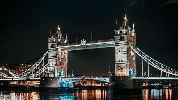 Обои на рабочий стол England, London / Англия, Лондон, вид на Tower bridge / Тауэрский мост ночью