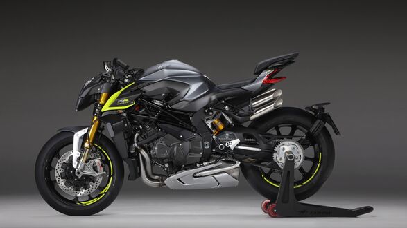 Обои на рабочий стол Мотоцикл MV Agusta Brutale 1000RR на сером фоне