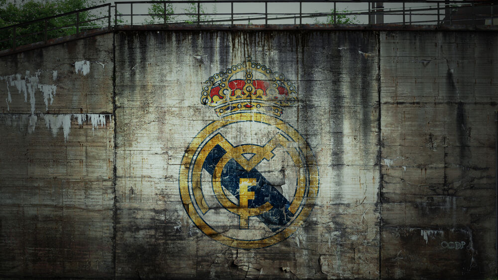 Обои для рабочего стола Логотип футбольного супер клуба Реал Мадрид / Real Madrid