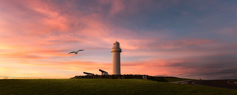Обои на рабочий стол Маяк Флагстафф-Хилл, мыс Вуллонгонг / Flagstaff Hill Lighthouse, Wollongong, фотограф Bruce Hood