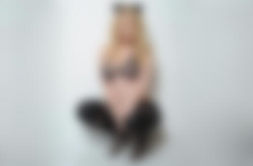Обои для рабочего стола Jess Davies в прозрачном черном белье с ушками