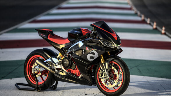 Обои на рабочий стол Мотобайк Aprilia RS 660