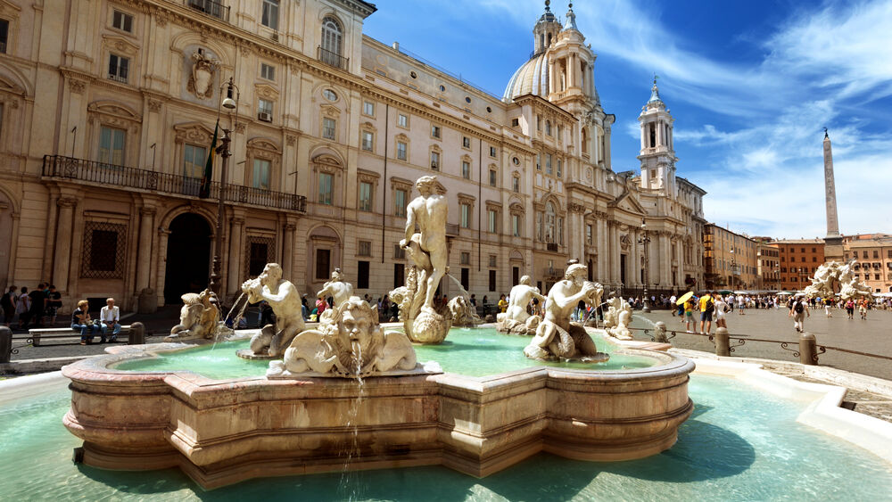 Обои для рабочего стола Фонтан Треви на Испанской площади Барберини, Рим со скульптурами