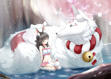 Обои на рабочий стол Темноволосая девушка Nagato / Нагато из игры Azur Lane с лисьими ушками сидит на фоне белого лиса, на коленках у девушки лежит маленький лисенок