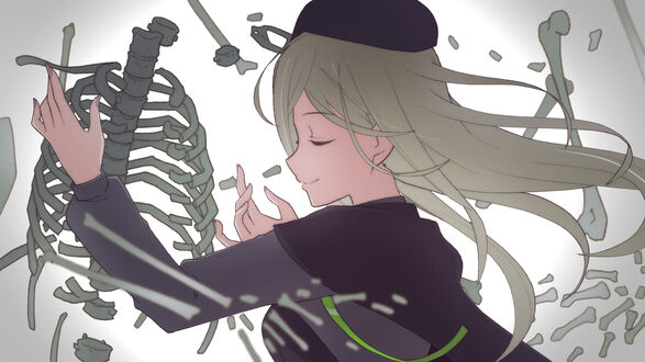 Обои на рабочий стол Мие Такано / Miyo Takano из аниме Когда плачут цикады / Higurashi no Naku Koro ni рядом рассыпающимся скелетом