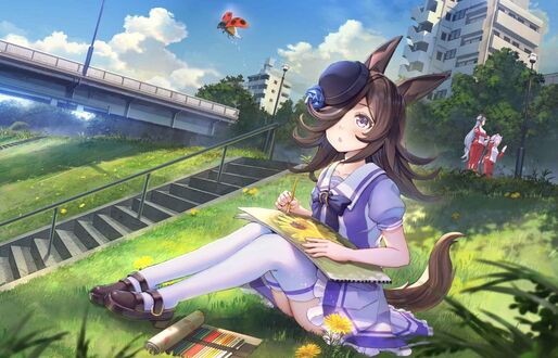 Обои на рабочий стол Rice Shower / Райс Шоуэр из аниме Uma Musume: Pretty Derby - BNW no Chikai / Девушки-пони: Славное дерби — Спецвыпуски сидит на траве рисуя цветок в альбоме