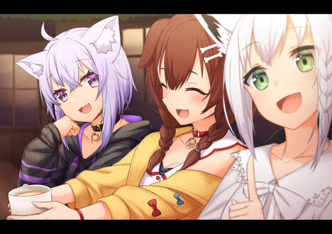 Обои на рабочий стол Okayu Nekomata / Окаю Нэкомата с кошачьими ушками-Virtual Youtuber / Виртуальный Ютубер, Korone Inugami / Коронэ Инугами с собачьими ушками-Virtual Youtuber / Виртуальный Ютубер и Fubuki Shirakami / Фубуки Сираками с лисьими ушками, персонажи из аниме Holo no Graffiti / Граффити Холо в комнате