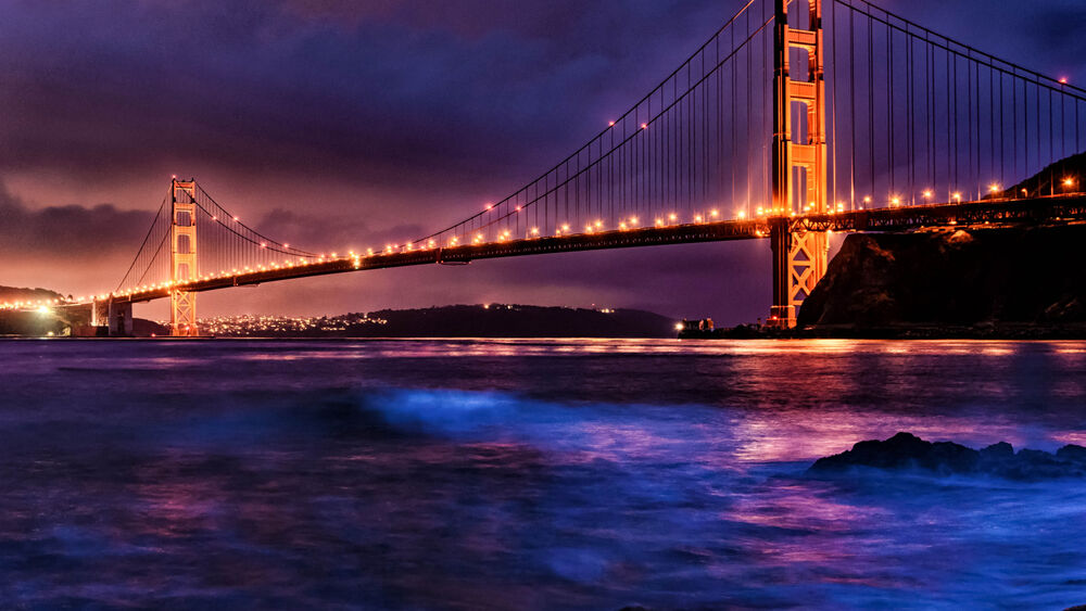 Обои для рабочего стола Вечерний вид с моря на мост Золотые ворота / Golden Gate в Сан-Франциско / San-Francisco, USA / США в прилив