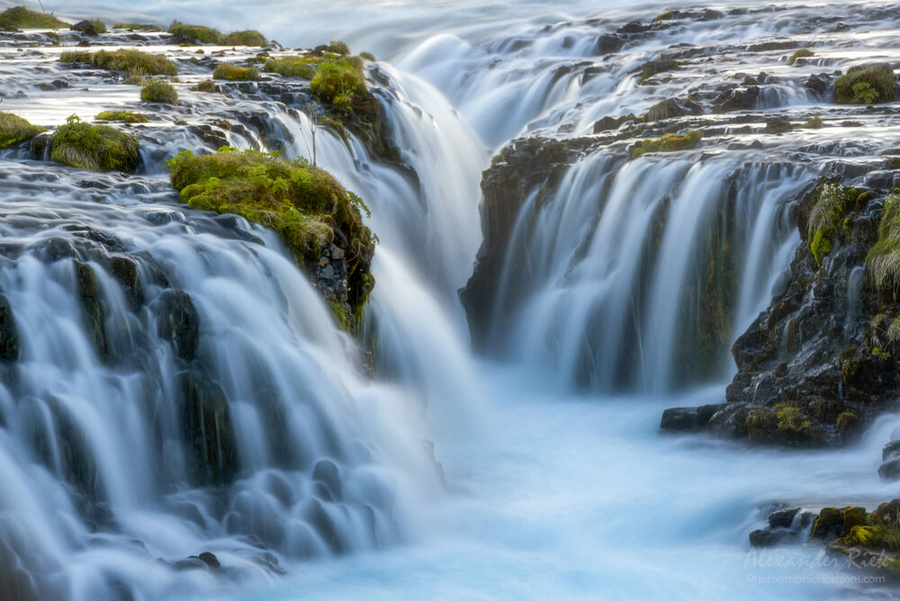 Обои для рабочего стола Голубые водопады Bruarfoss, Iceland / Бруарфосс, Исландия