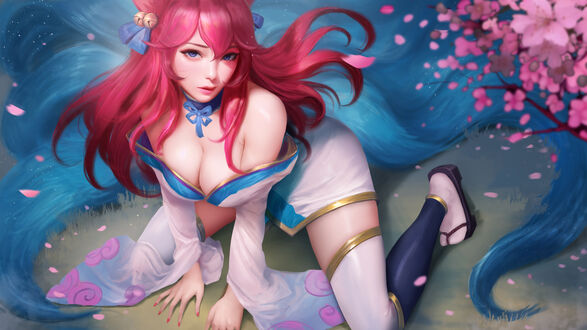 Обои на рабочий стол Ahri / Ари стоит в позе на траве, персонаж из игры League of Legends / Лига Легенд
