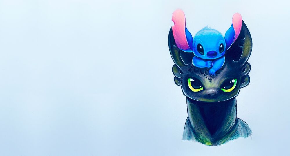 Обои для рабочего стола Стич и ночная Фурия (Беззубик) / Night fury (toothless) на белом фоне
