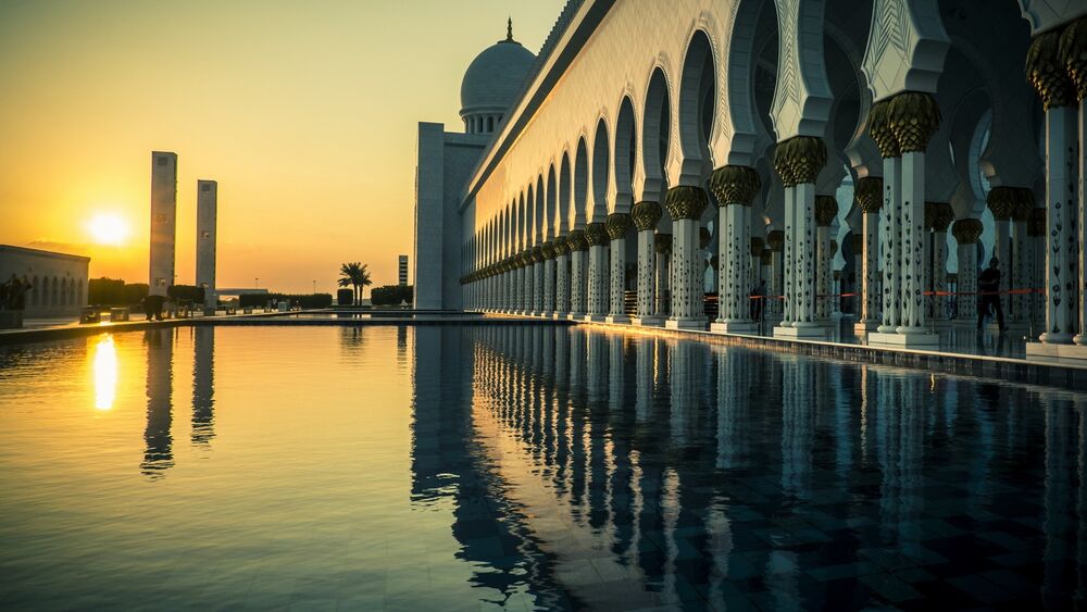 Обои для рабочего стола Мечеть шейха Зайда, Абу Даби / Abu Dhabi, Объединенные арабские эмираты на закате