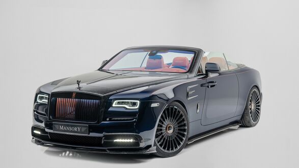 Обои на рабочий стол Mansory Роллс-Ройс / Rolls-Royce Dawn One Of One на белом фоне