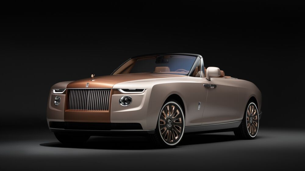 Обои для рабочего стола Бежевый Роллс-Ройс / Rolls-Royce кабриолет на черном фоне