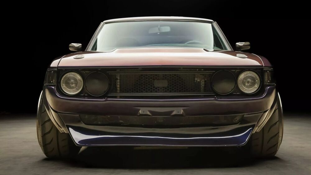 Обои для рабочего стола Toyota 1977 года на черном фоне