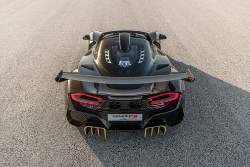 Обои на рабочий стол Спортивный черный автомобиль вид сзади Venom FS