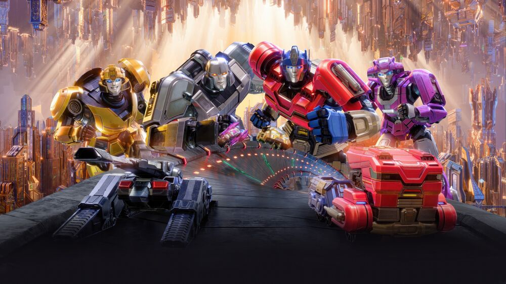 Обои для рабочего стола Герои мультфильма Transformers One на фоне города