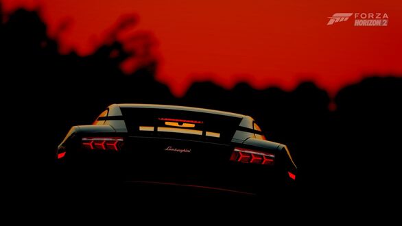 Обои на рабочий стол Автомобиль Ламборгини / Lamborghini едет по дороге на фоне красного заката из игры Форза / Forza Horizon 2