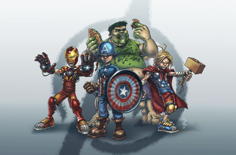 Обои для рабочего стола Четыре персонажа из фильма Мстители / Avengers: Железный Человек в костюме, Капитан Америка со щитом, Халк ест сэндвич и Тор с деревянным молотом, на светло-сером фоне с символом А