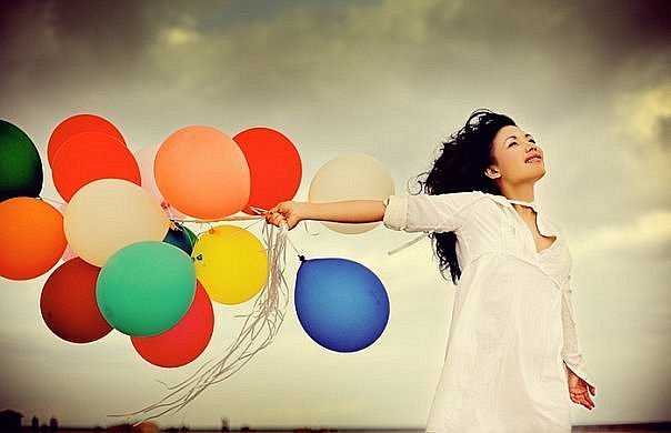 Фото Девушка с воздушными шарами