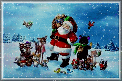 Фото Дед Мороз как-будто сошёл к нам со старых поздравительных открыток вместе с милыми зверюшками и мешком подарков