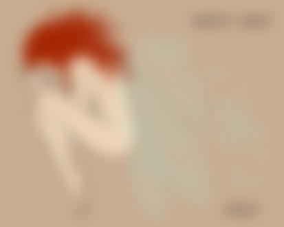 Фото Голая рыжая девушка с перебитым крылом стрекозы лежит калачиком (Завтра будет лучше)