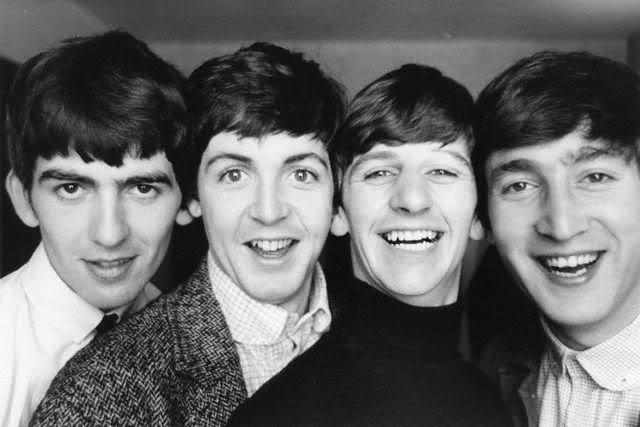 Фото Знаменитая британская четверка - группа The Beatles / Битлз в составе :  Джон Леннон / John  Lennon , Пол Маккартни / Paul McCartney, Джордж Харрисон / George Harrison , Ринго Старр / Ringo Starr