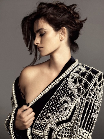 Фото Penelope Cruz / Пенелопа Круз с обнаженным плечом