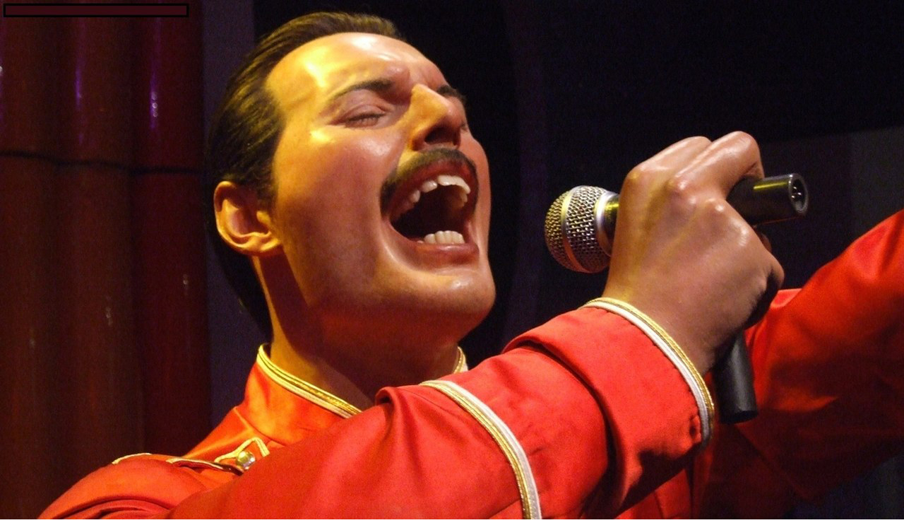 Фото Восковая копия рок-легенды Фредди Меркьюри /  Freddie Mercury