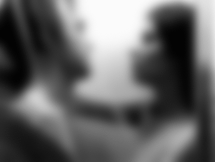 Фото Парень и девушка целуются, обнимаясь в душе / Everlast - White Trash Beautiful
