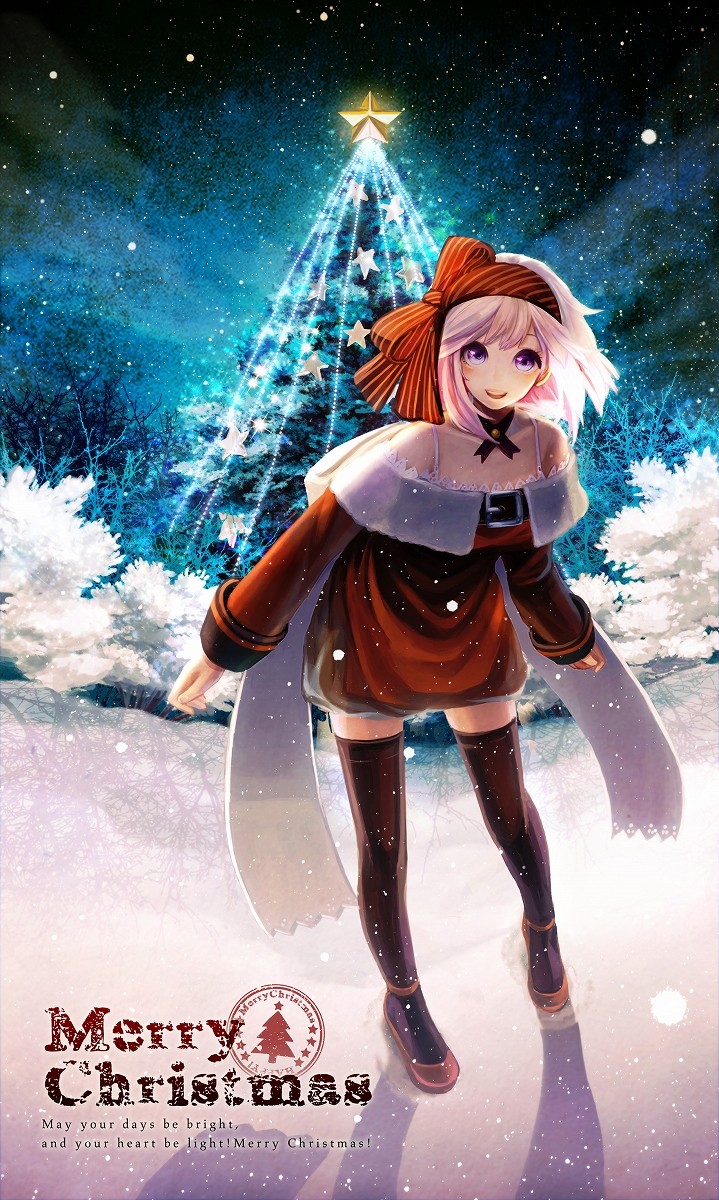 Фото Улыбающаяся девушка, сзади которой стоит новогодняя елка, art by SIRO  (Merry Christmas May your days be bright? and your heart be light! Merry  Christmas!)