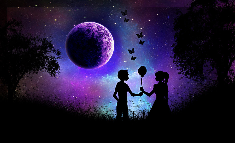 Фото Мальчик дарит воздушный шарик девочке, они стоят на фоне звездного неба и луны