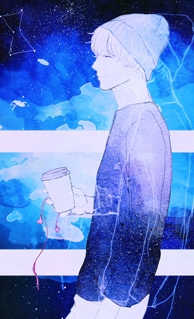 Фото Парень со стаканом и наушниками в руке