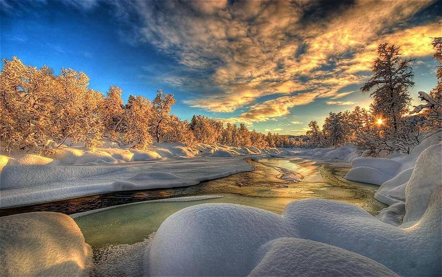  Красивый зимний пейзаж