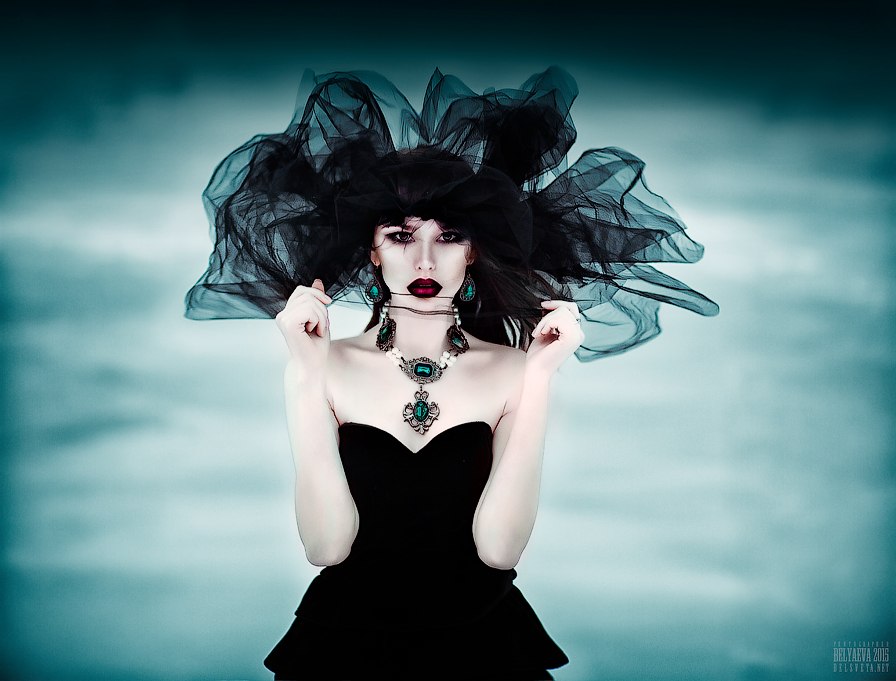 Фото Девушка в черном платье и в черной фате, фотограф Светлана Беляева