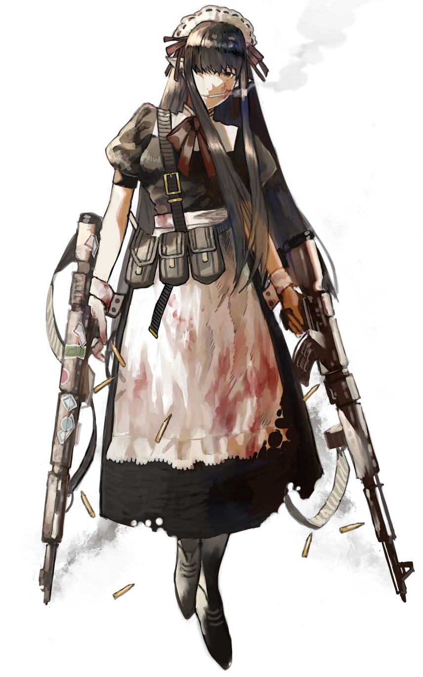 Фото Девушка в костюме горничной и с оружием в руках