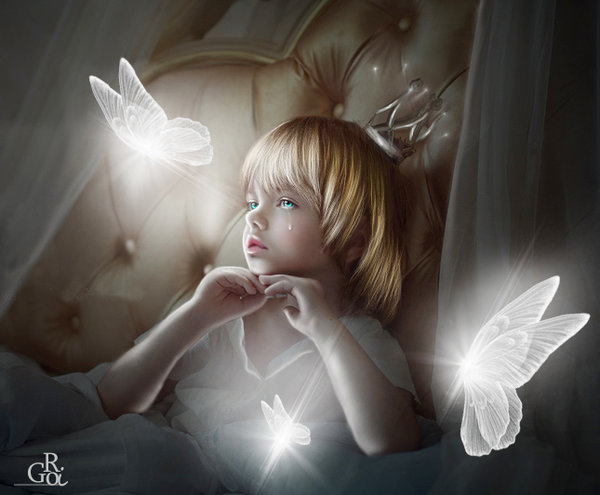 Фото Маленькая принцесса смотрит на бабочку, by GORI89