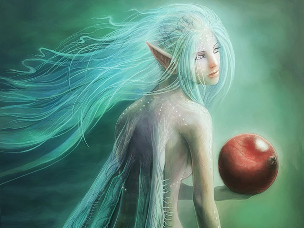 Фото Эльф с длинными волосами с яблоком в руках