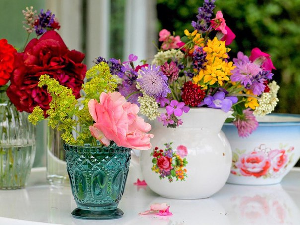 Букет цветов в вазе фото в домашних условиях