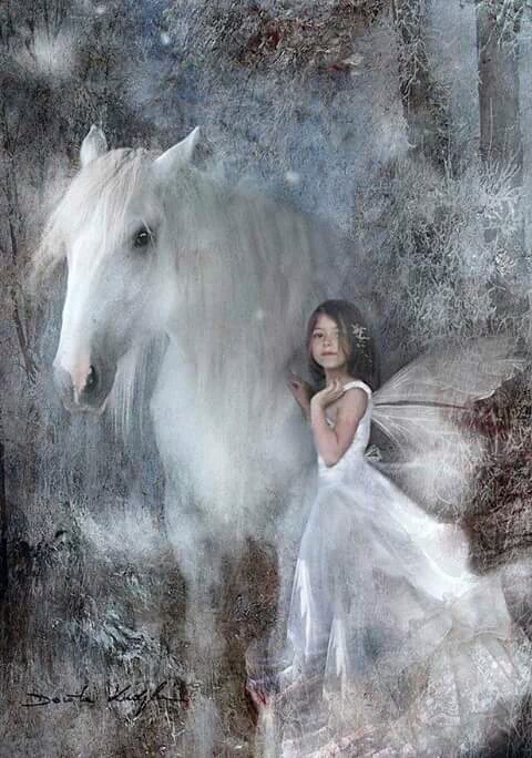 Фото Девочка с лошадью