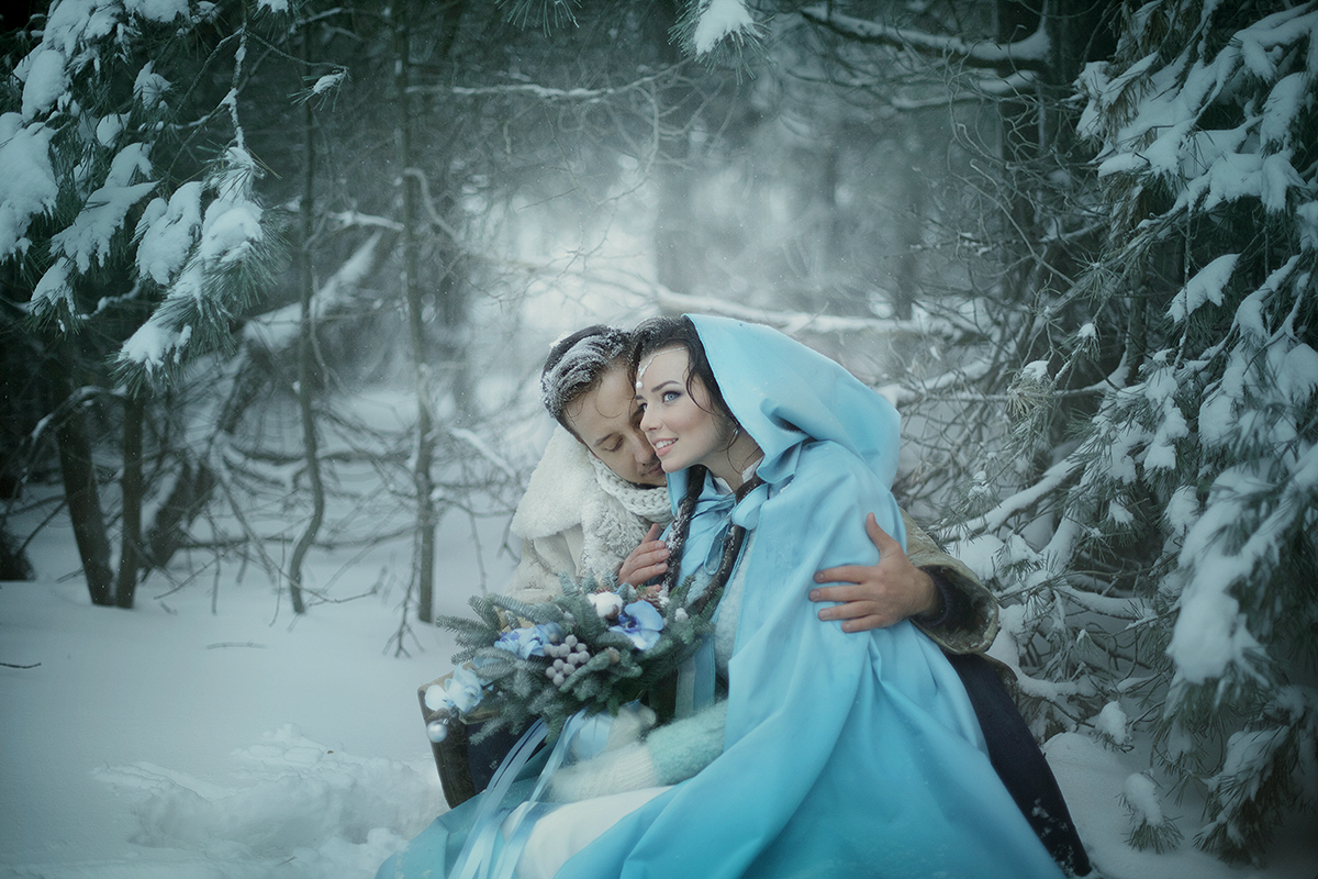 Влюбленные в зимнем лесу, фотограф Екатерина Ромакина